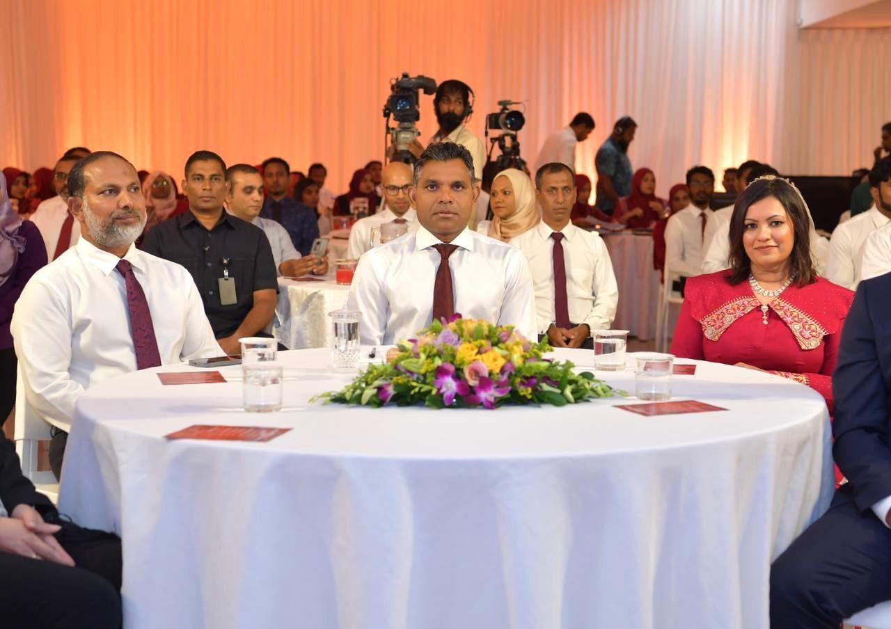 ލާމަރުކަޒީ ދުވަހު މޯލްޑިވްސް އިންސްޓިޓިއުޓް އޮފް ލޯކަލް ގަވަރނަންސް (އެމް.އައި.އެލް.ޖީ) އިފްތިތާޙްކޮށްފި